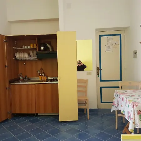 Centro Storico Flat 7 Min From Port Apartment